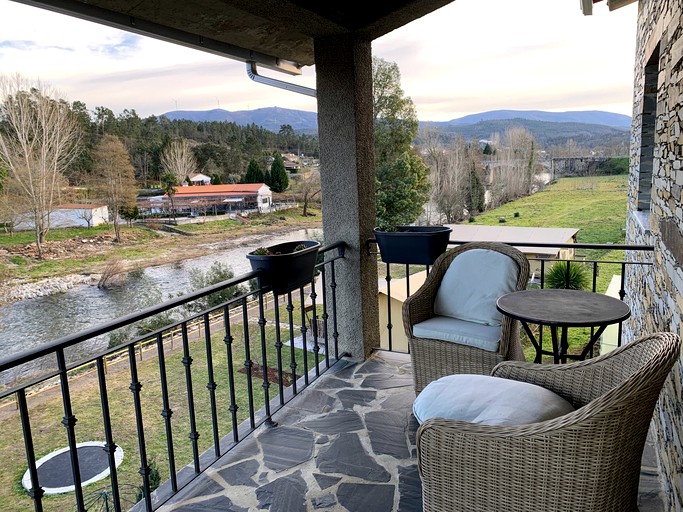 Vacation Rentals (Portugal, Sinde, Coimbra District)