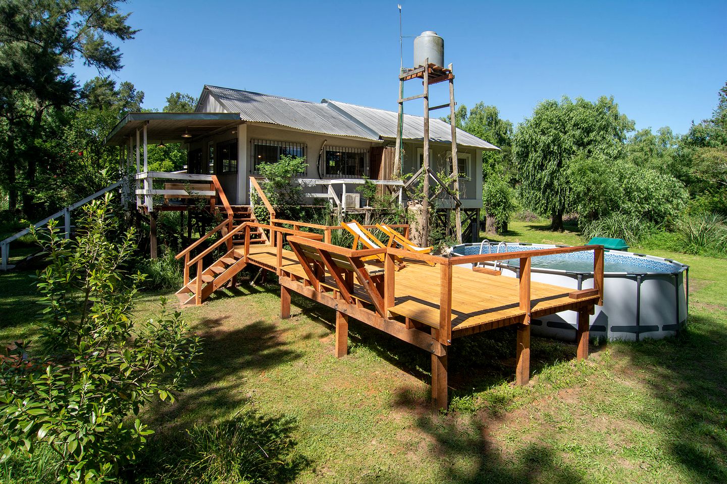 Tranquil Island Cabin with Private Dock & Birdwatching near Tigre, Buenos Aires