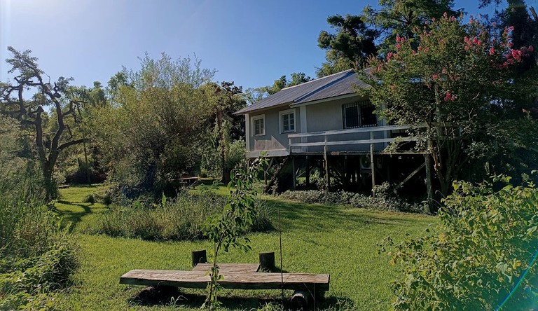 Tranquil Island Cabin with Private Dock & Birdwatching near Tigre, Buenos Aires