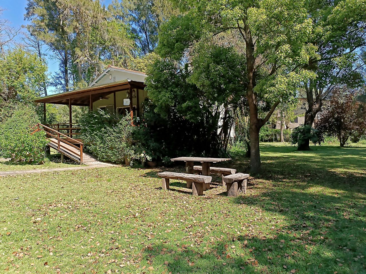 Charming Riverside Island Retreat with Pool & Private Dock near Tigre, Buenos Aires