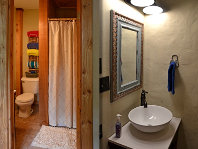 Quints Cabins, Cabins 31231, Medicine Park, United States of America