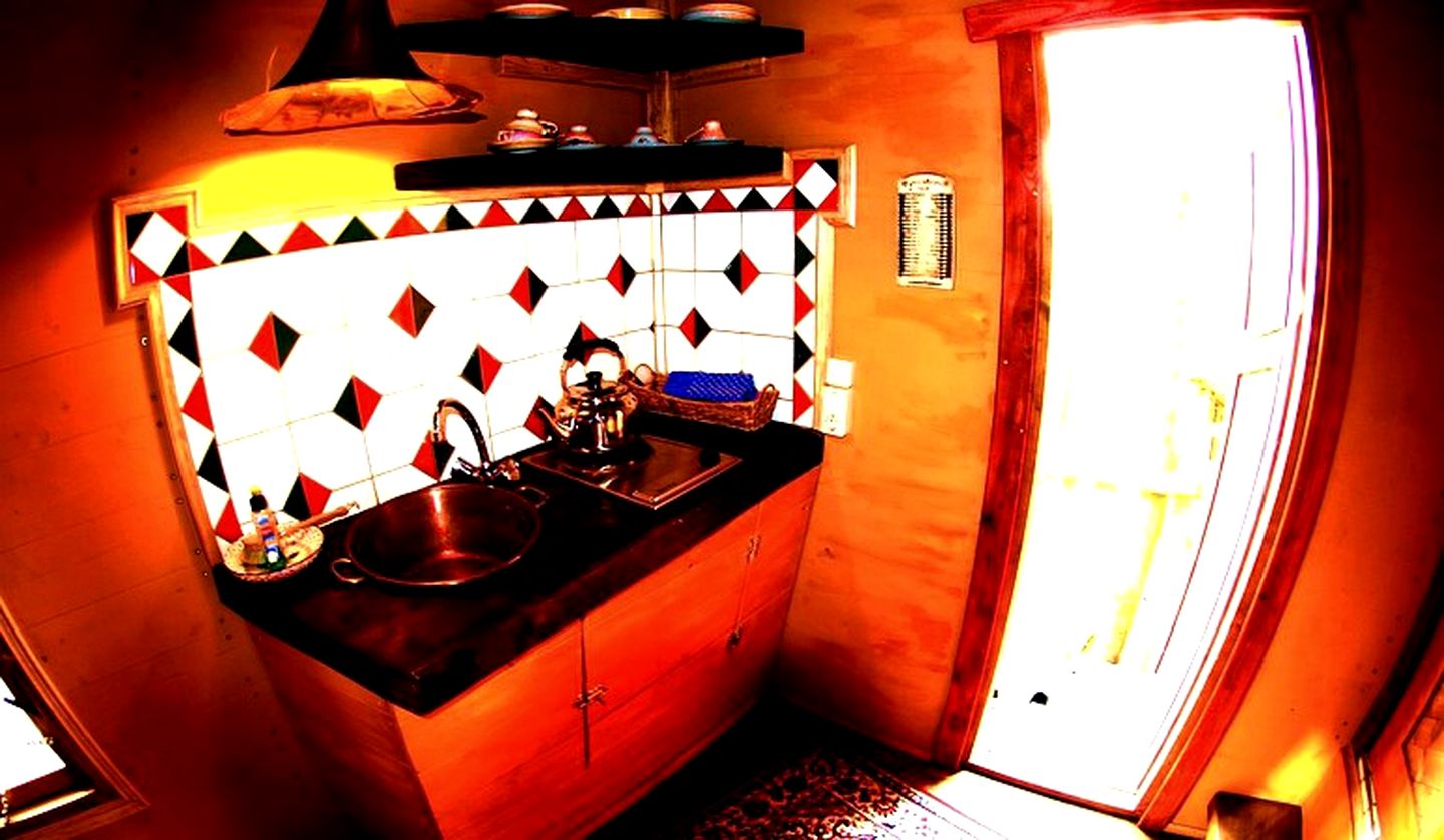 Quirky Treehouses in Germany With Views of River Neisse
