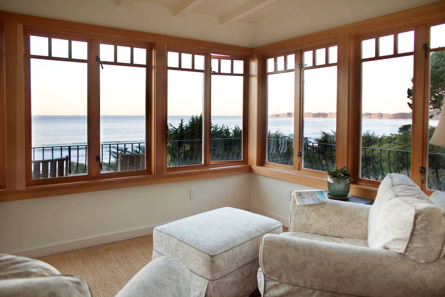 Impressive Villa with Fire Pit and Gorgeous Vistas in Stinson Beach, California