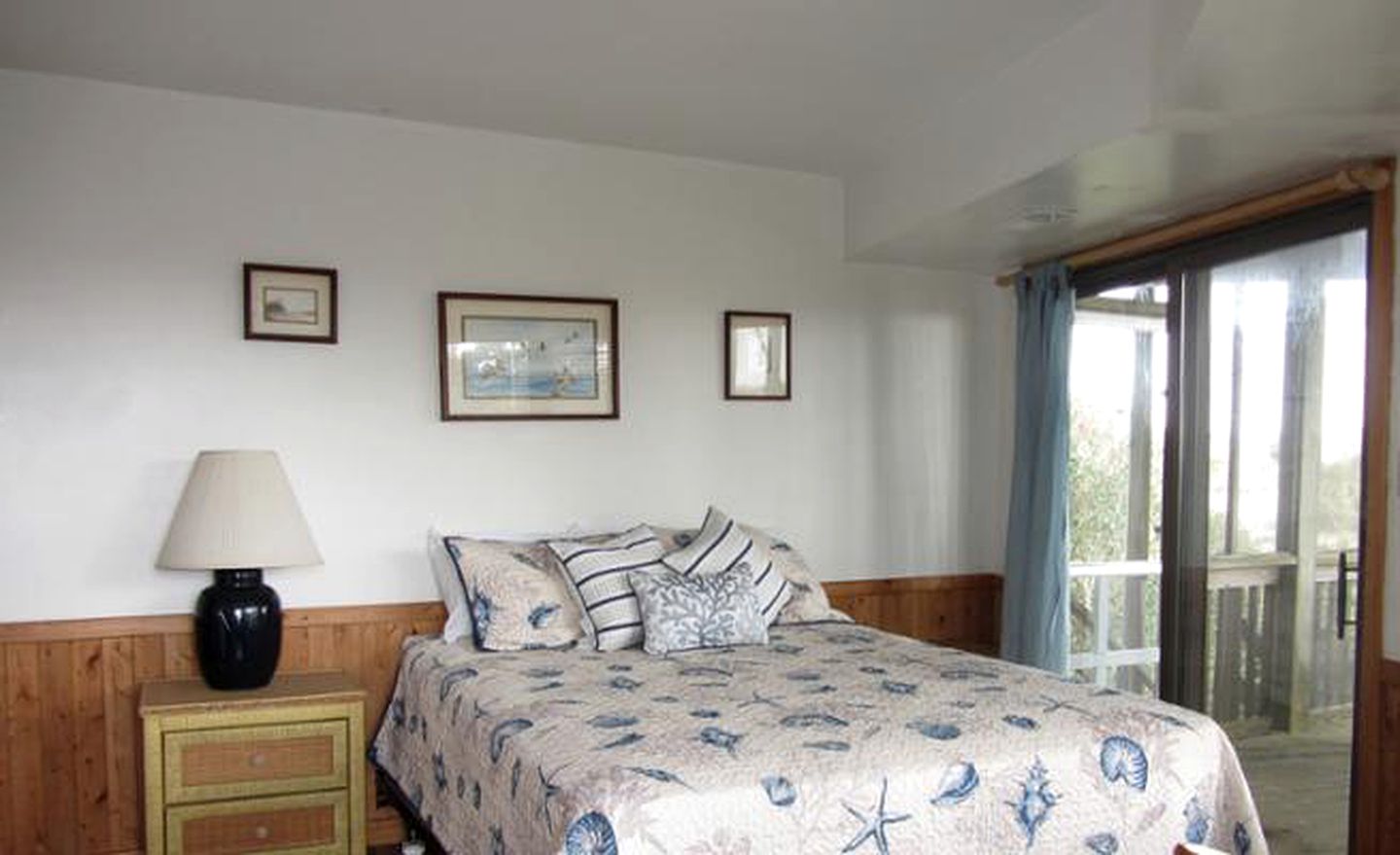 Pet-Friendly Oceanfront Cottage Rental in Avon, North Carolina