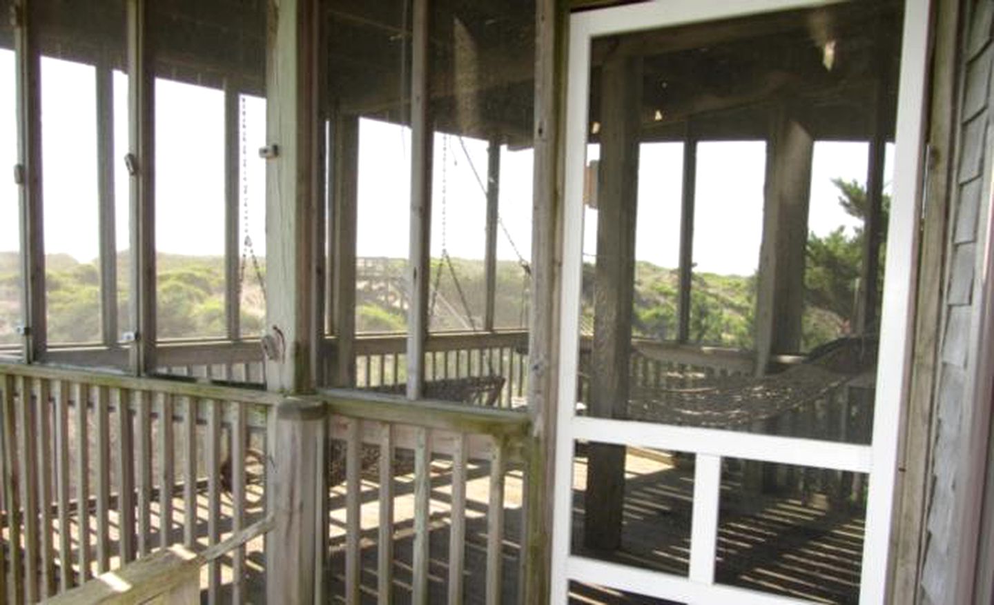 Pet-Friendly Oceanfront Cottage Rental in Avon, North Carolina