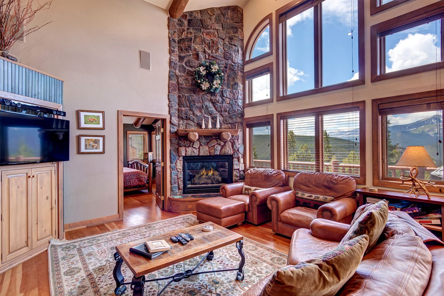 Breathtaking Mountain Vacation Rental with Hot Tub in Breckenridge, Colorado