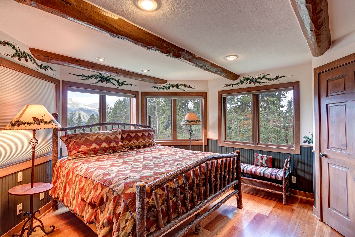 Breathtaking Mountain Vacation Rental with Hot Tub in Breckenridge, Colorado