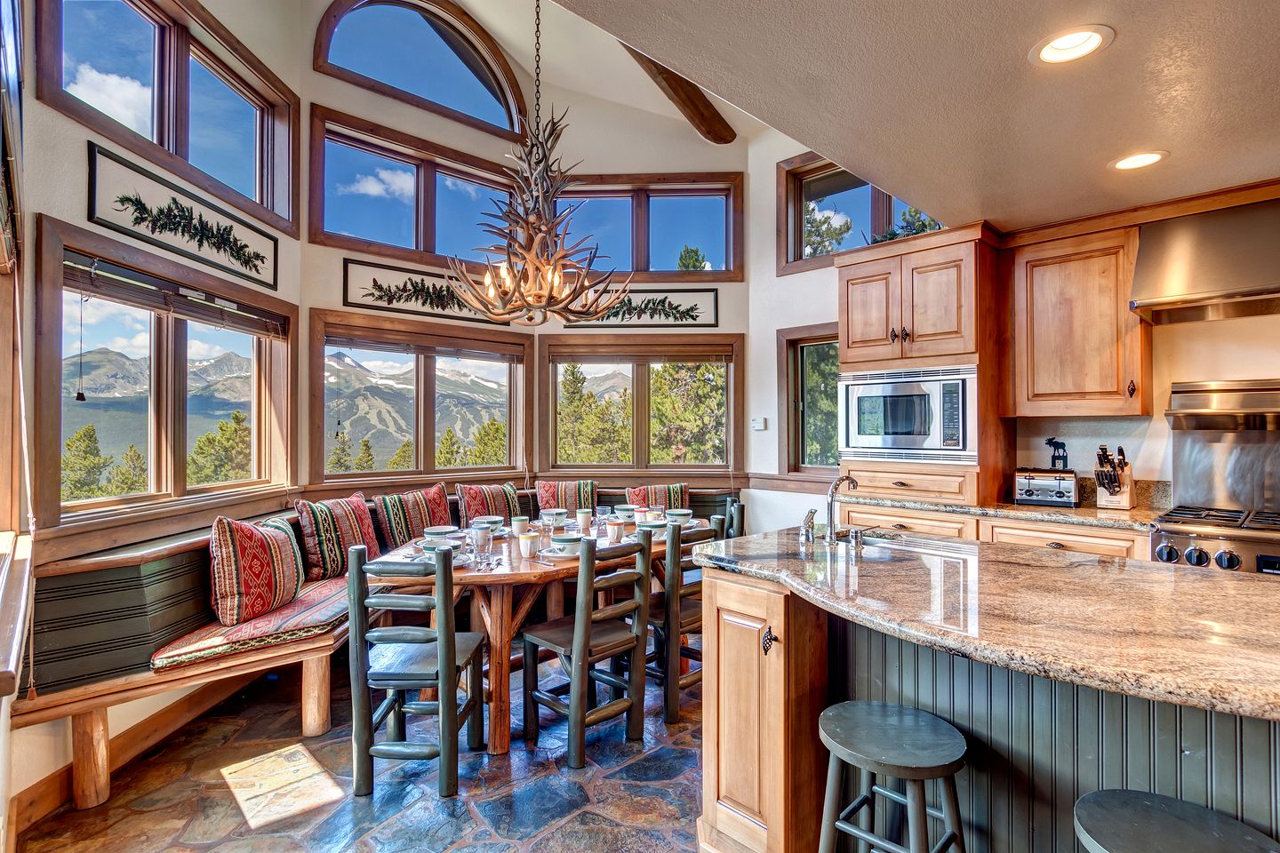 Breathtaking Mountain Vacation Rental with Hot Tub in Breckenridge, Colorado