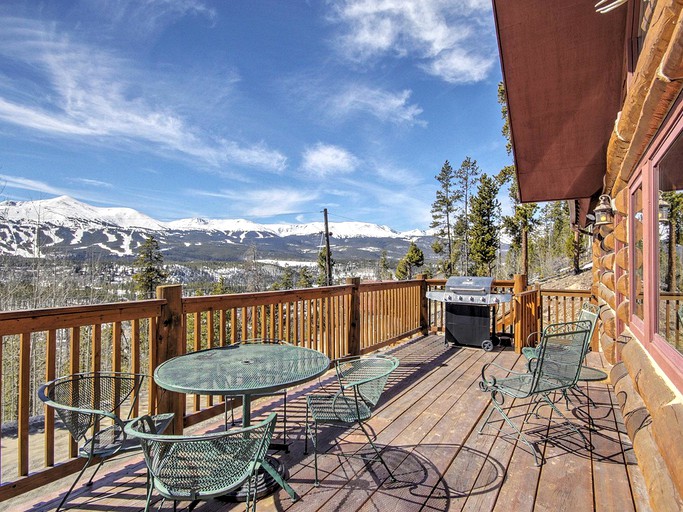 Log Cabins (Breckenridge, Colorado, United States)