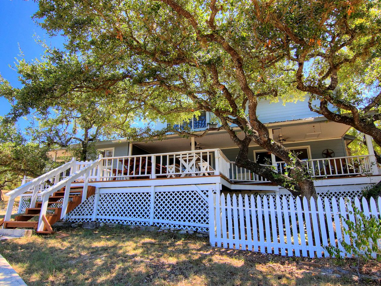 Vacation Rentals (Canyon Lake, Texas, United States)