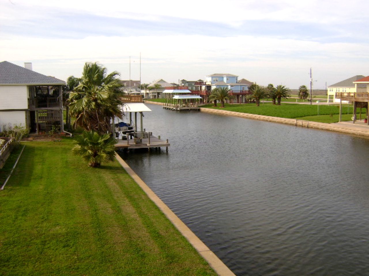 Pet-Friendly Vacation Rental with a Boat Slip on a Canal in Crystal Beach, Texas