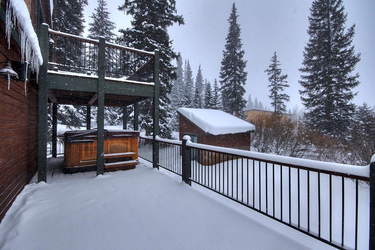 Cabins (Breckenridge, Colorado, United States)