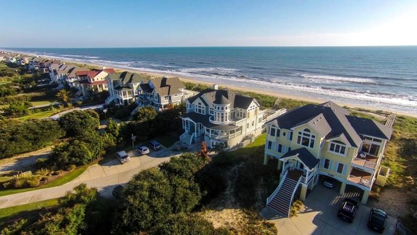 Luxury Villa in Corolla, North Carolina