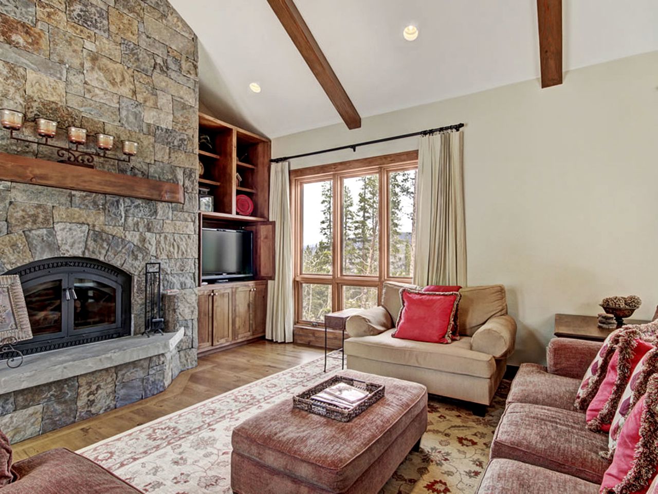 Gorgeous Getaway Located in the Highlands of Breckenridge in the Colorado Mountains