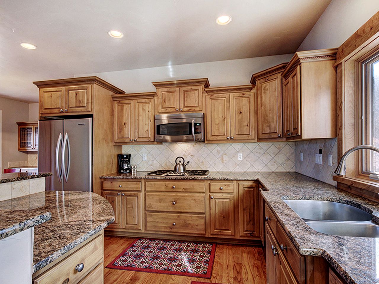 Deluxe Cabin Rental with Cozy Fireplaces near Copper Mountain, Colorado