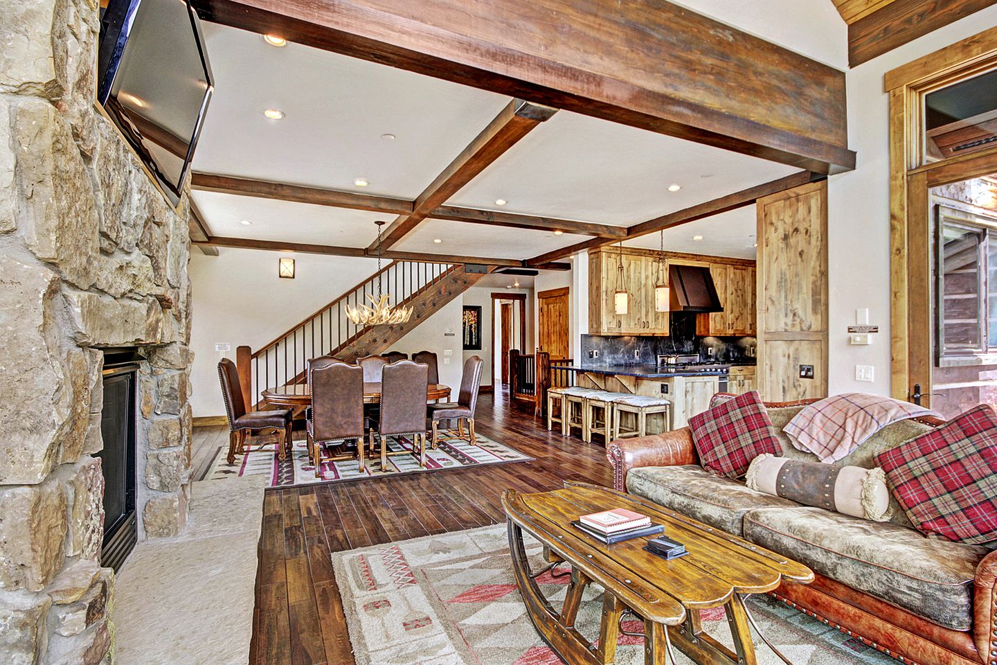 Spacious Luxury Cabin for Ski Getaway in Copper Mountain, Colorado