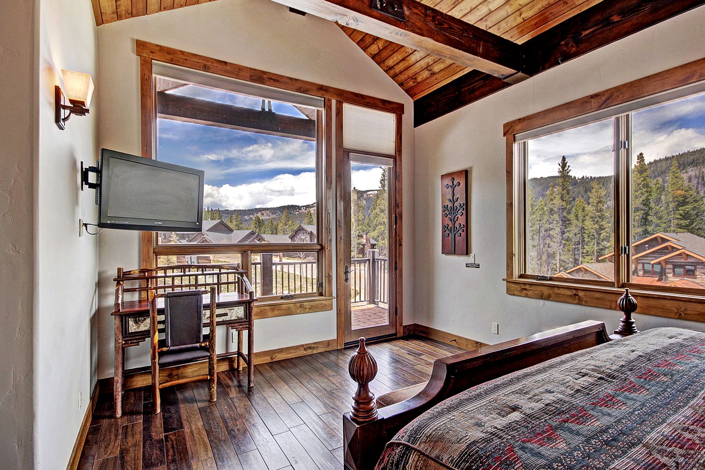 Spacious Luxury Cabin for Ski Getaway in Copper Mountain, Colorado