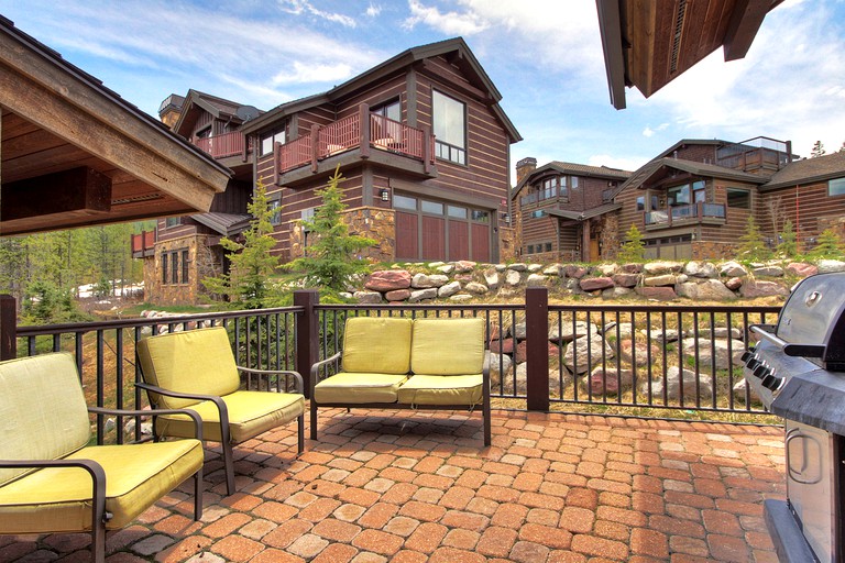 Cabins (Copper Mountain, Colorado, United States)