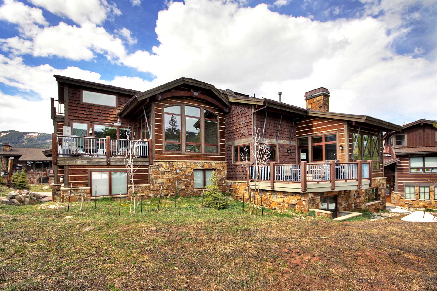 Cabins (Copper Mountain, Colorado, United States)