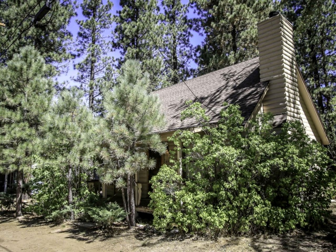 Mountain Air Cabin in Big Bear Lake, CA