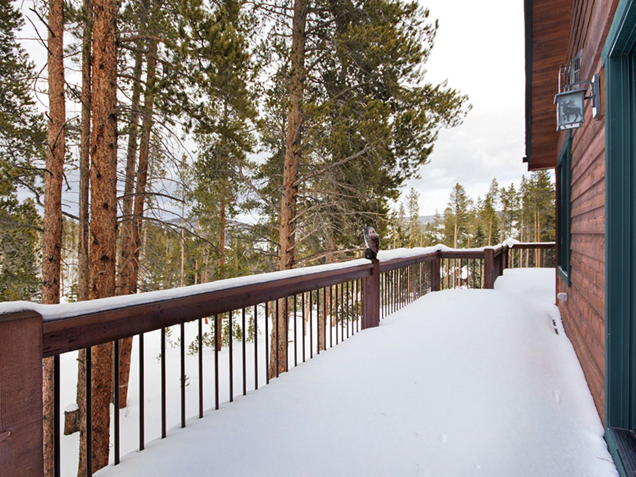 Pet-Friendly Cabin with Hot Tub near Keystone, Colorado