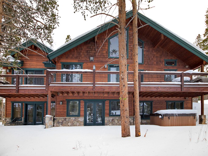 Cabins (Breckenridge, Colorado, United States)