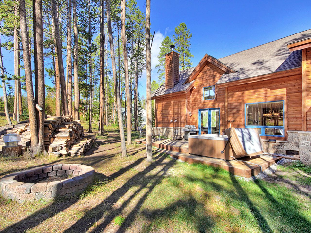 PetFriendly Mountain Cabin near Frisco, Colorado