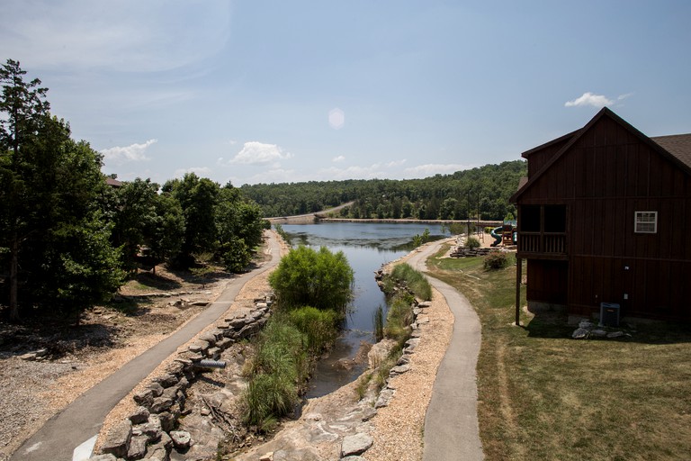 Cabins (Branson West, Missouri, United States)