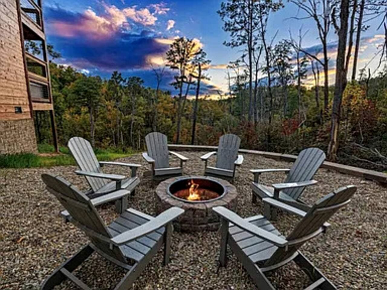 Secluded Modern Cabin with Hot Tub & Game Room near Dollywood in Pigeon Forge, Tennessee