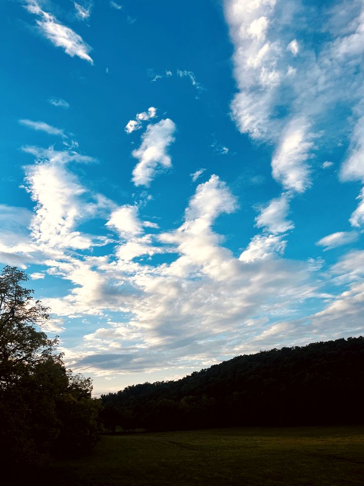 Radiant Stargazing Bell Tent Oasis Near Sinking Creek, Missouri