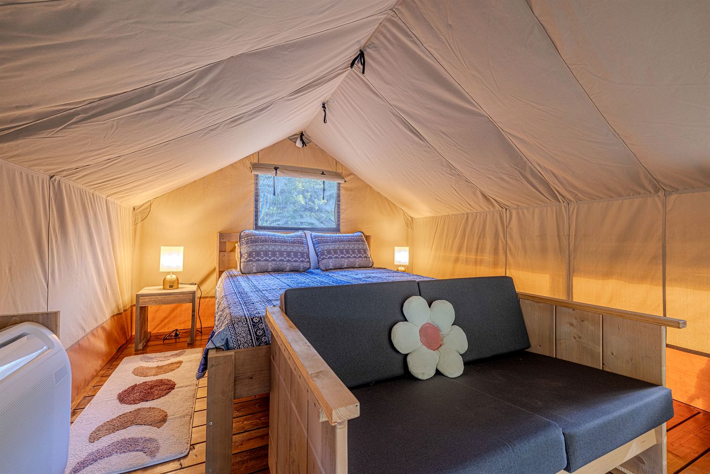 Radiant Safari Tent Escape near Smoky Mountains in Tennessee