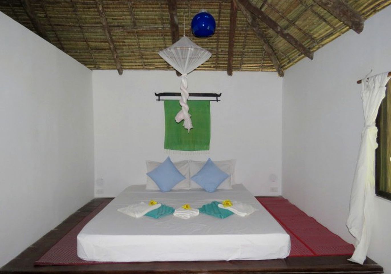 Peaceful Cabin Accommodation in the Rainforest near the Peam Krasaop Wildlife Sanctuary, Cambodia