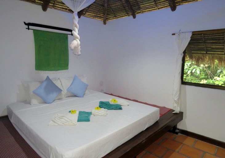 Cabins (Tatai, Koh Kong Province, Cambodia)