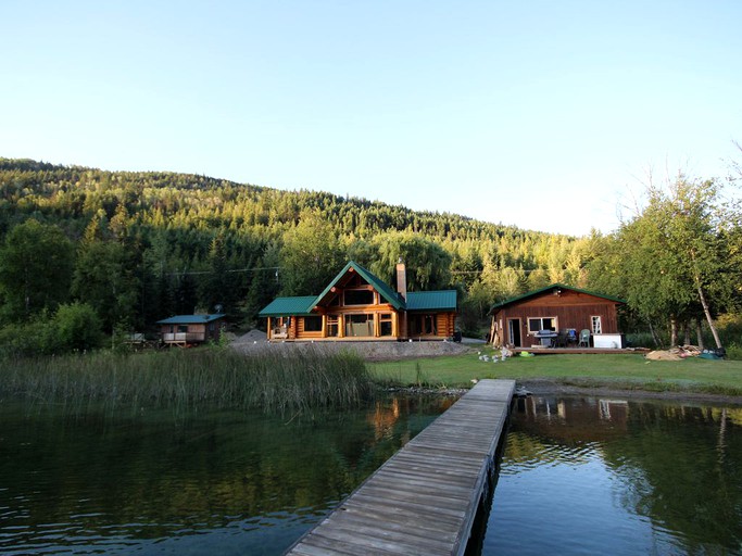 Log Cabins (Kamloops, British Columbia, Canada)