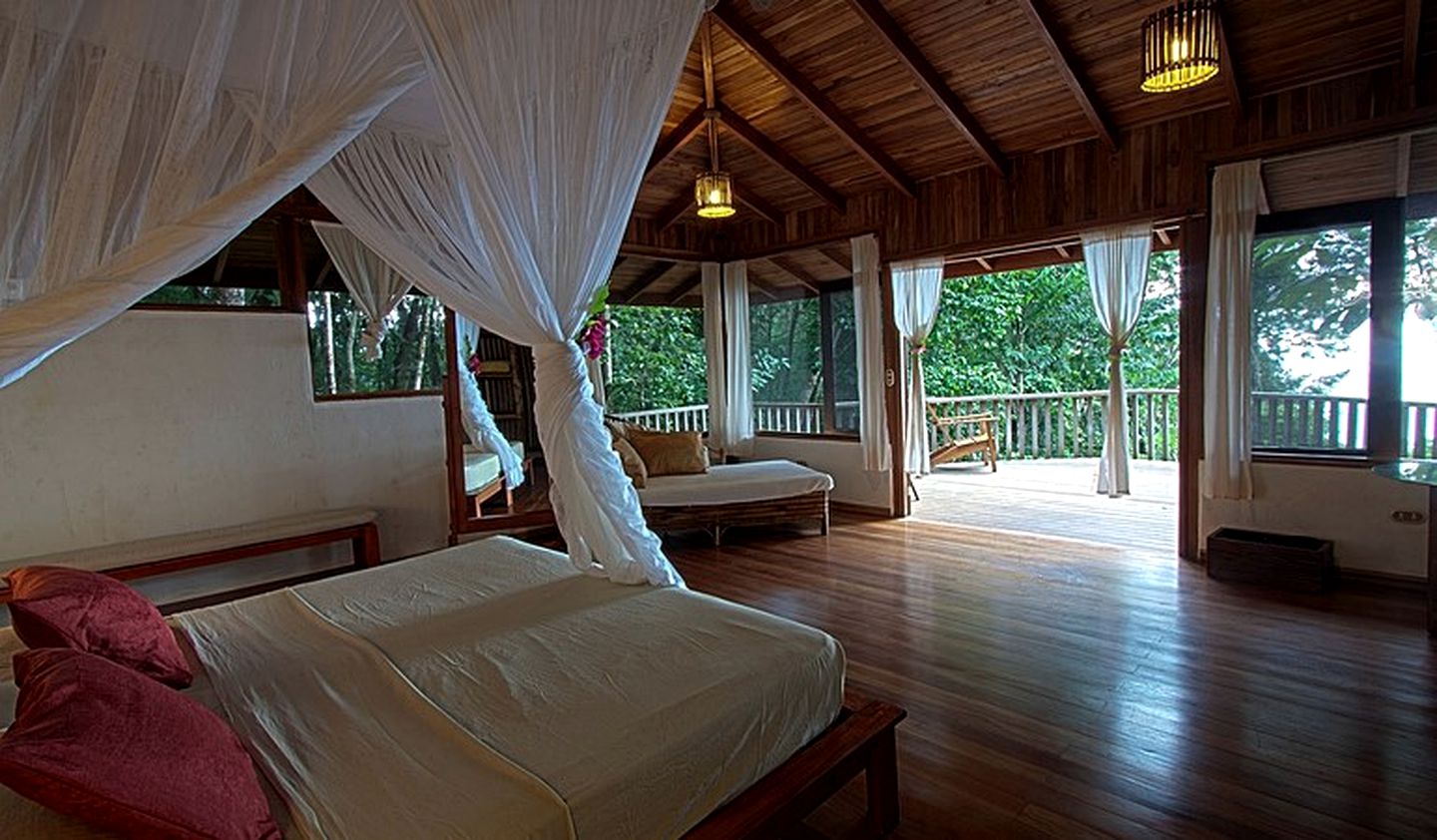 Rainforest Luxury Cabins with Pacific Ocean Views on Osa Peninsula, Costa Rica