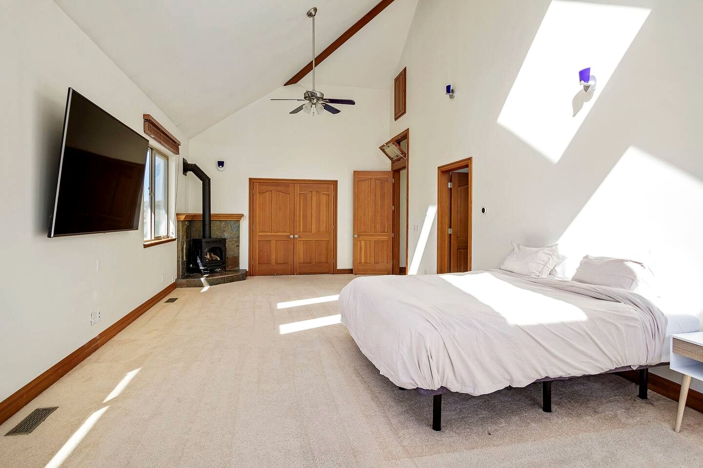 Breathtaking Cottage with Hot-tub in Eagle Mountain, Utah