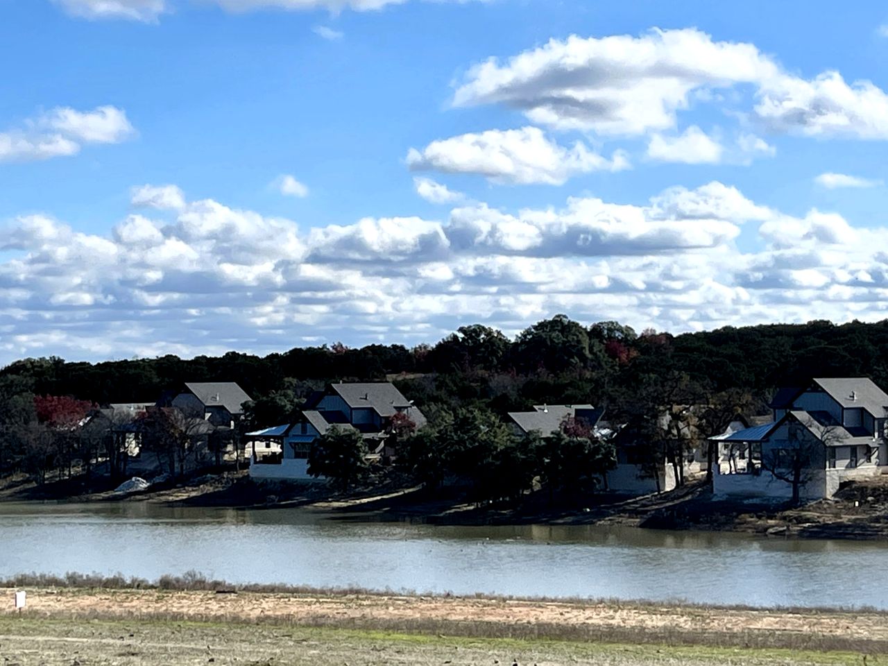 Pet Friendly Secluded Cottage  with Swimming Pool in Granbury, Texas