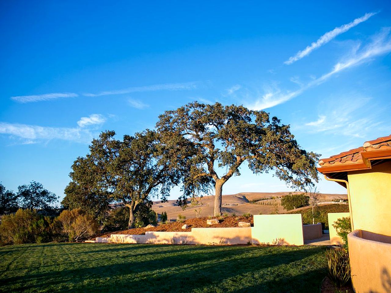 Spacious Luxury Getaway with Vineyard Views in Paso Robles, California