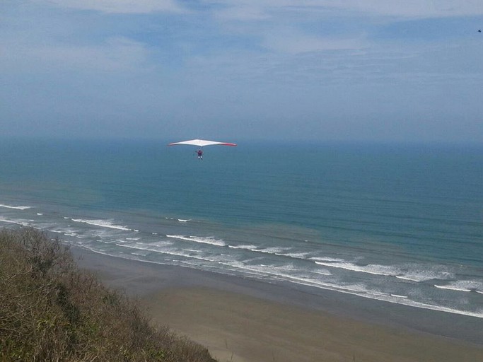 Cabins (Canoa, Manabí, Ecuador)