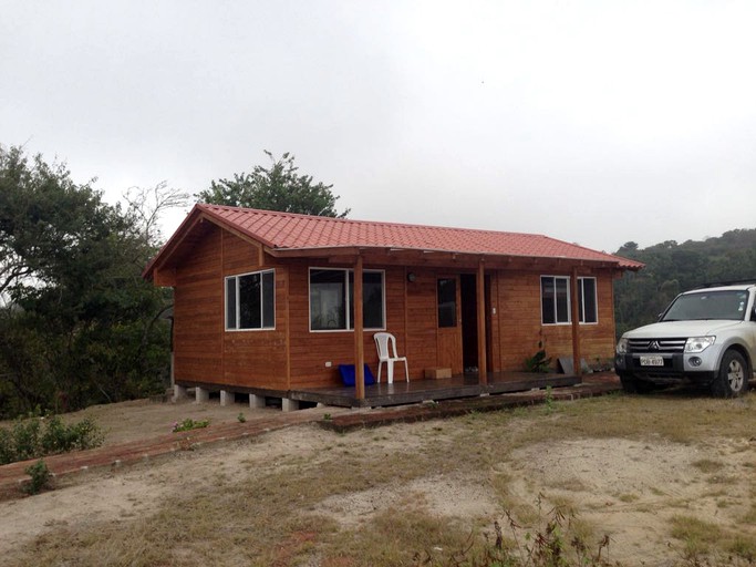 Cabins (Canoa, Manabí, Ecuador)