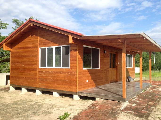 Cabins (Canoa, Manabí, Ecuador)