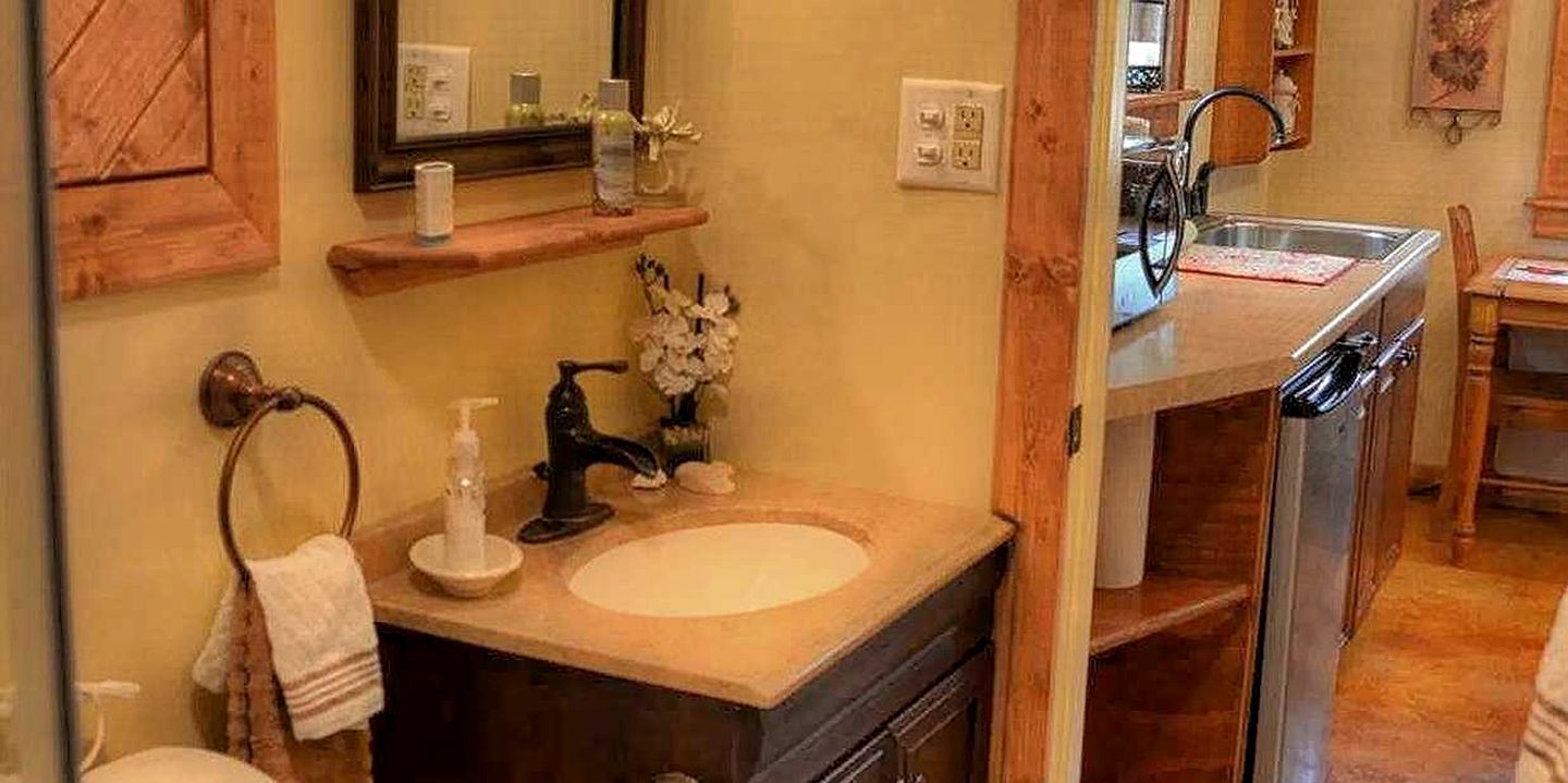 Homey Vacation Rental with Breakfast Included in Fredericksburg, Texas