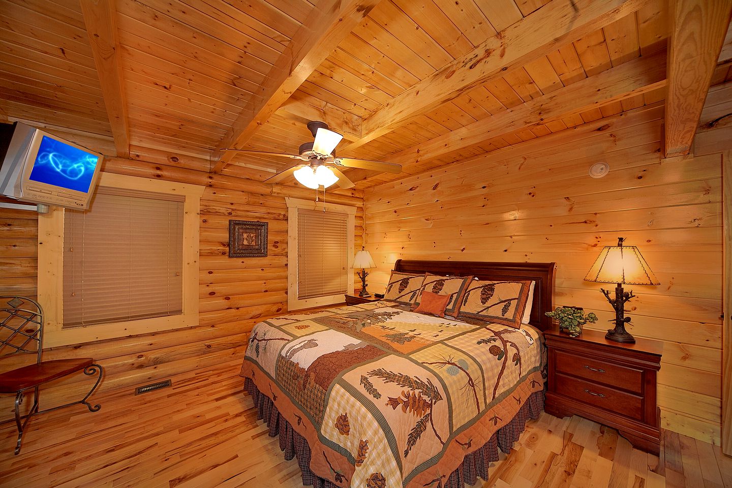 Gorgeous Gatlinburg Cabin Retreat for a Great Smokies Vacation