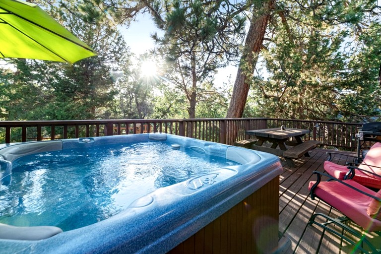 Cabins (United States of America, Big Bear, California)