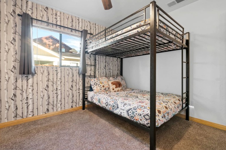 Cabins (United States of America, Big Bear, California)