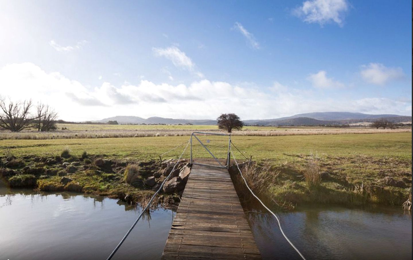 Elegant Room Rentals for a Relaxing Rural Holiday in Bothwell, Tasmania