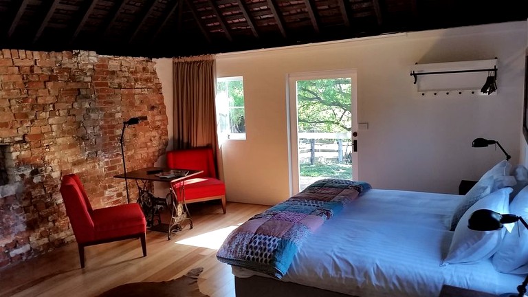 Cottages (Bothwell, Tasmania, Australia)