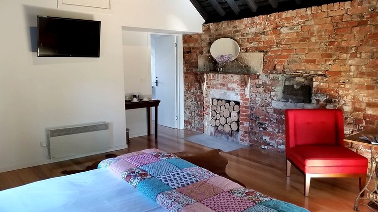 Cottages (Bothwell, Tasmania, Australia)