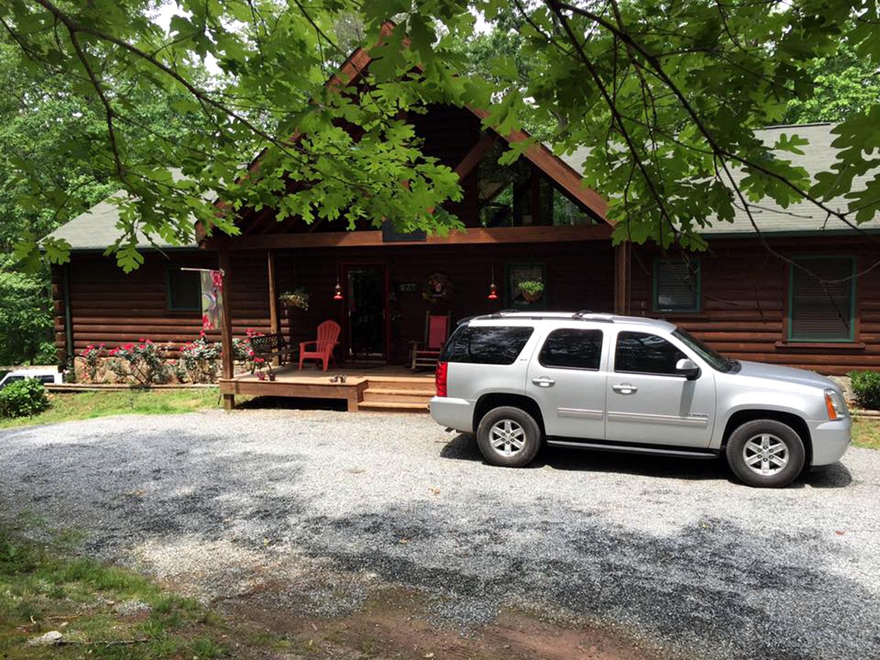 Cabins (Lake Lure, North Carolina, United States)