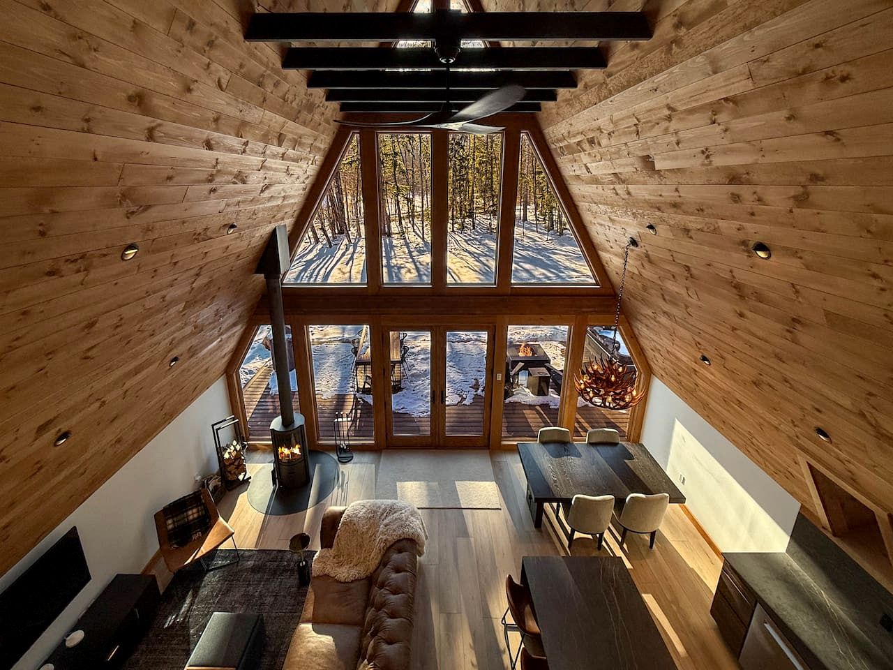 Luxurious A-Frame Retreat with Hot Tub and Fire Pit in Bartlett, New Hampshire